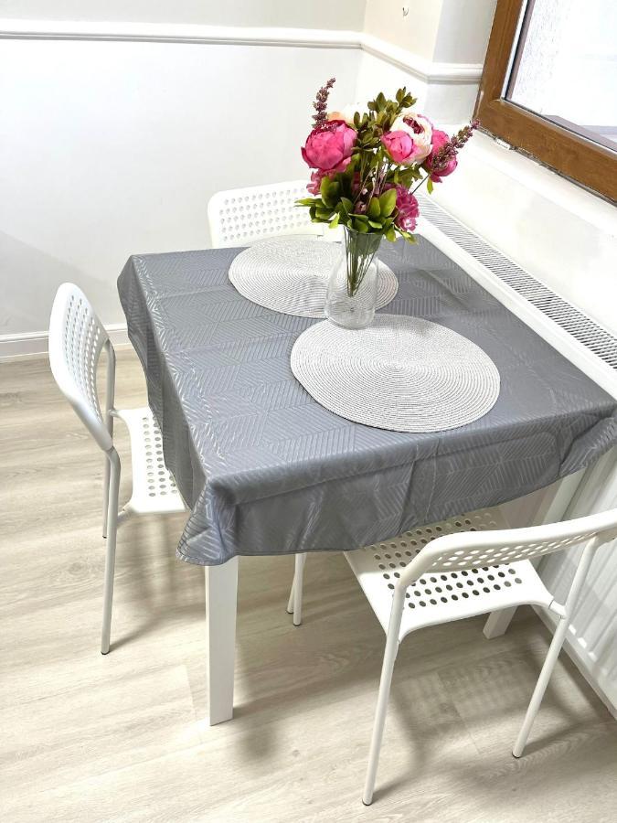 Baneasa Luxury Apartaments Boekarest Buitenkant foto