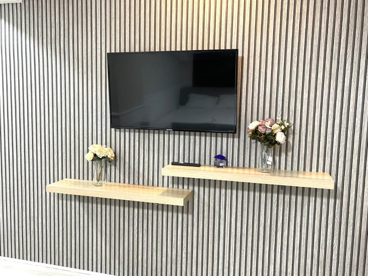 Baneasa Luxury Apartaments Boekarest Buitenkant foto