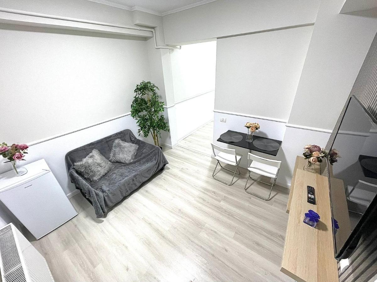Baneasa Luxury Apartaments Boekarest Buitenkant foto