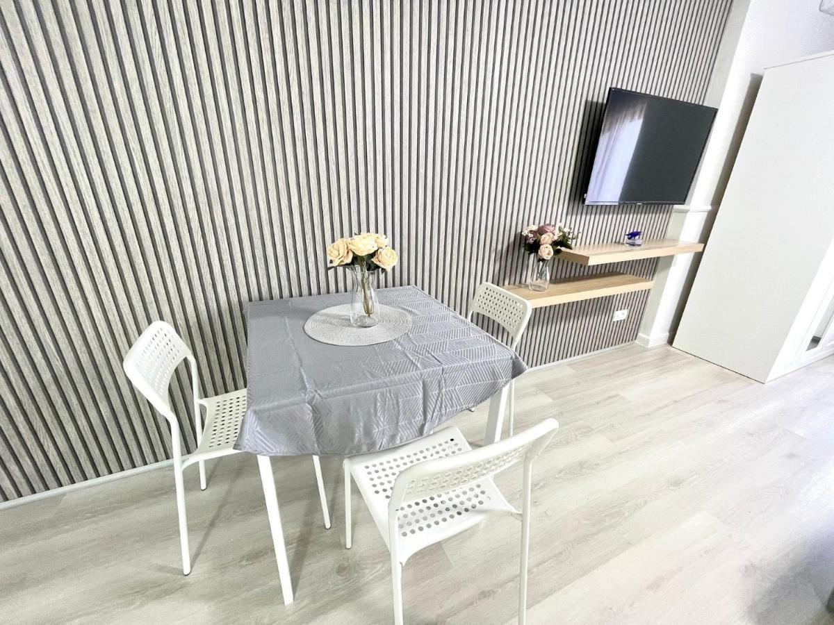 Baneasa Luxury Apartaments Boekarest Buitenkant foto