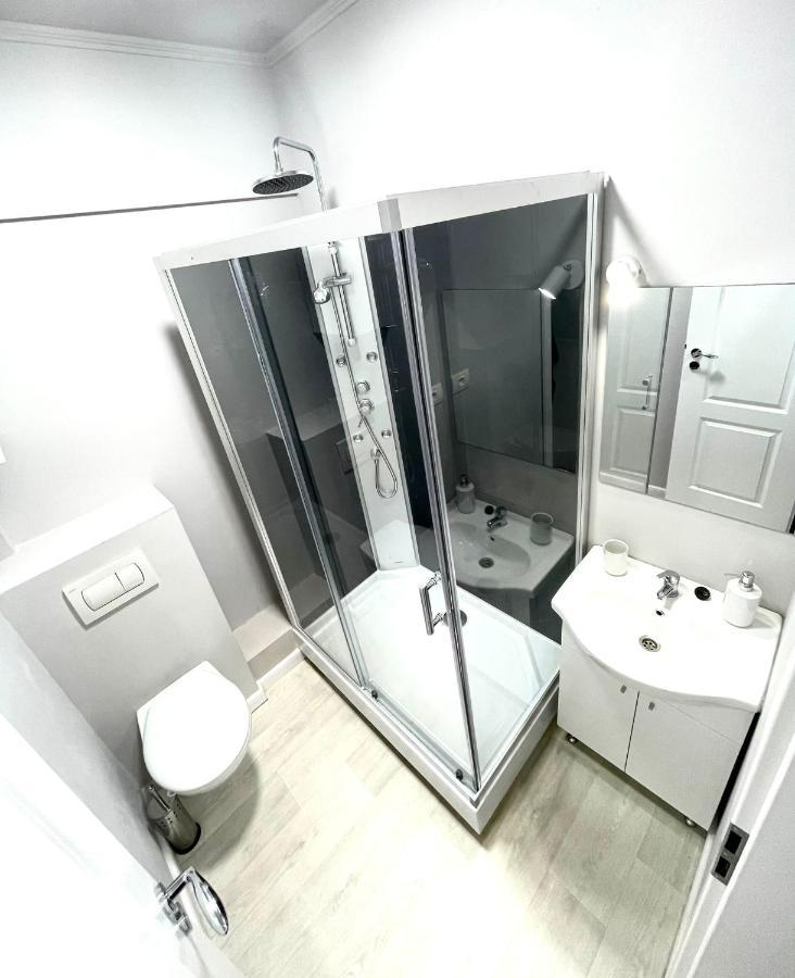 Baneasa Luxury Apartaments Boekarest Buitenkant foto
