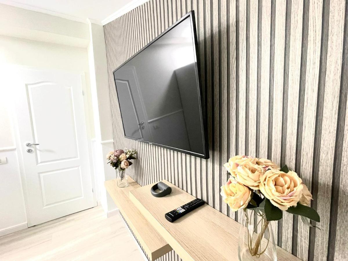 Baneasa Luxury Apartaments Boekarest Buitenkant foto